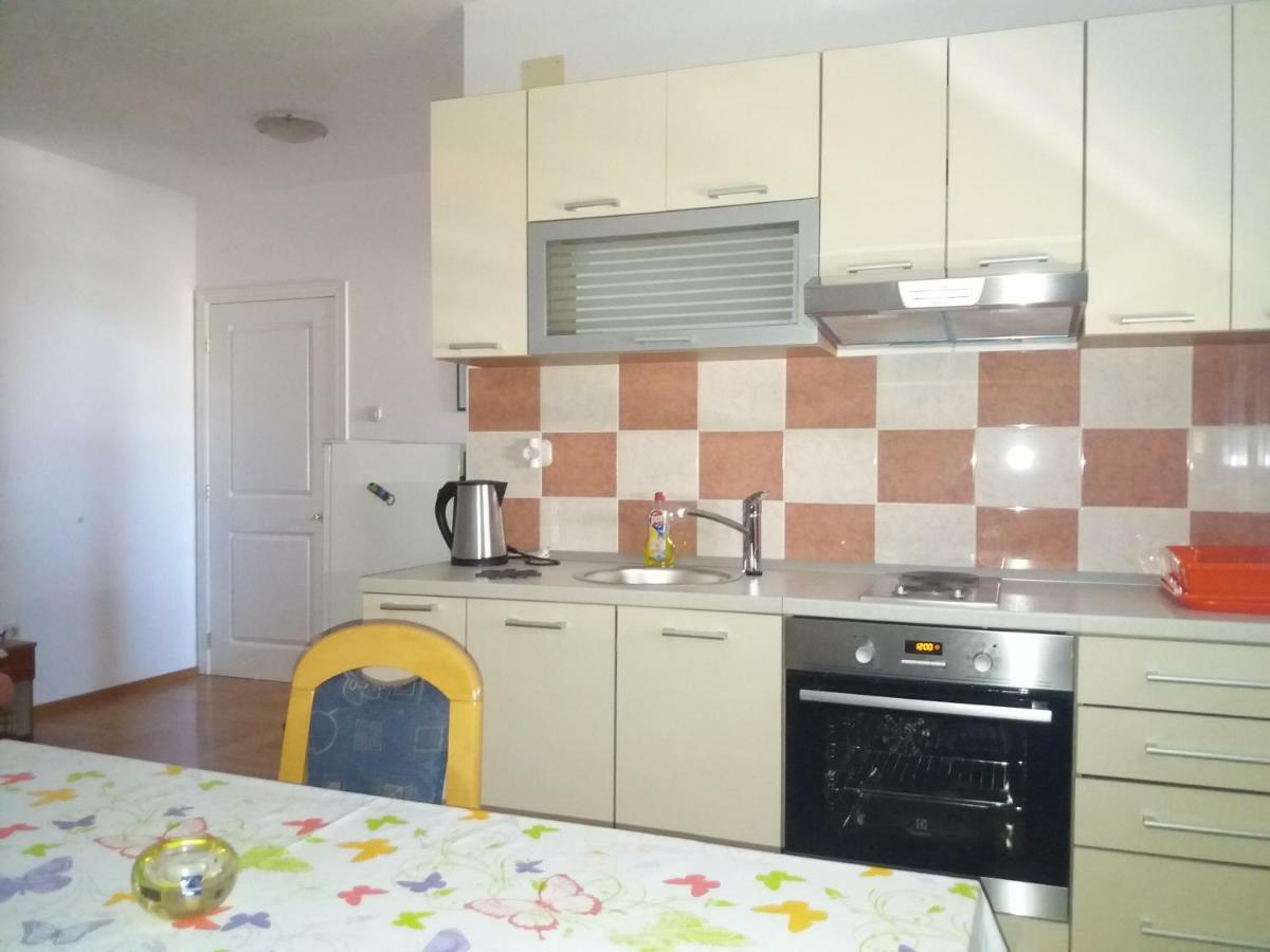 Apartments Erceg Omiš Zewnętrze zdjęcie