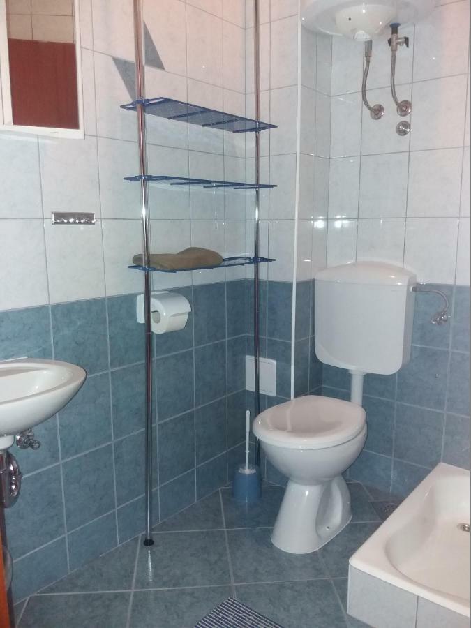Apartments Erceg Omiš Zewnętrze zdjęcie